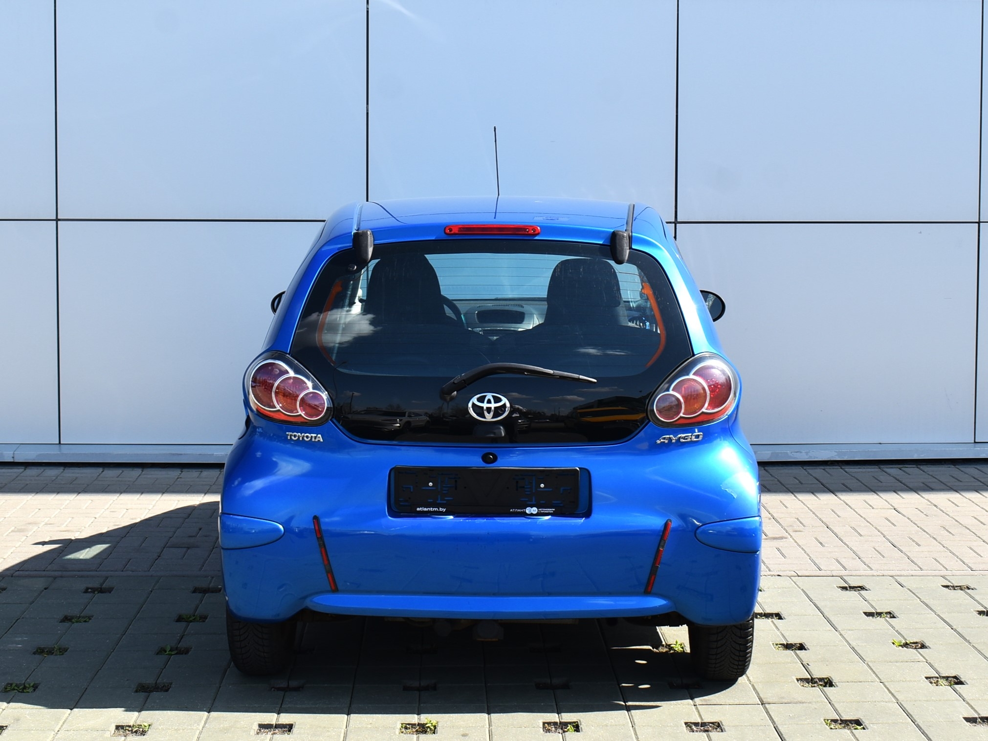 car image