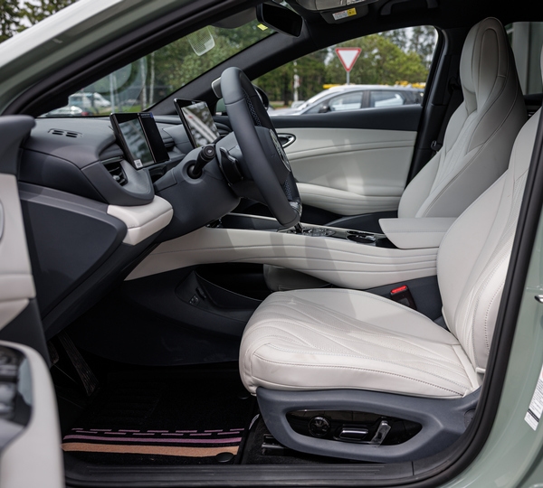 Эргономичное сиденье водителя