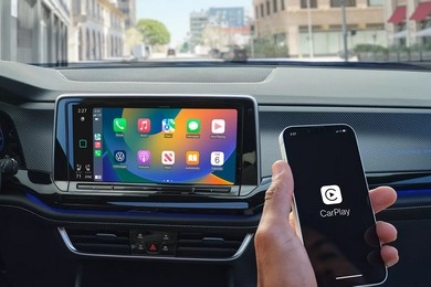 Поддержка CarPlay и Android Auto