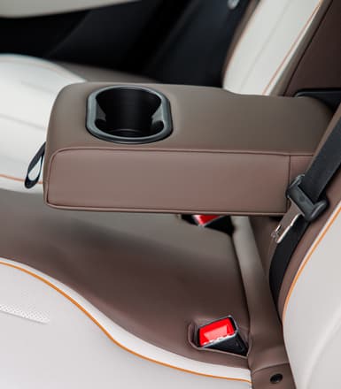 Подлокотник для 2 ряда