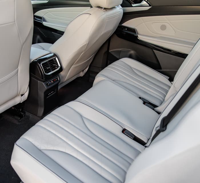 Просторный 2-й ряд