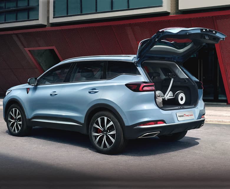 Объем багажника – 475 л