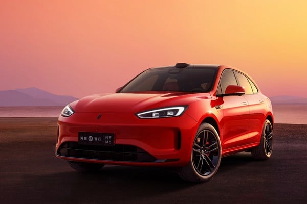 Обзор на электрокар Aito M5