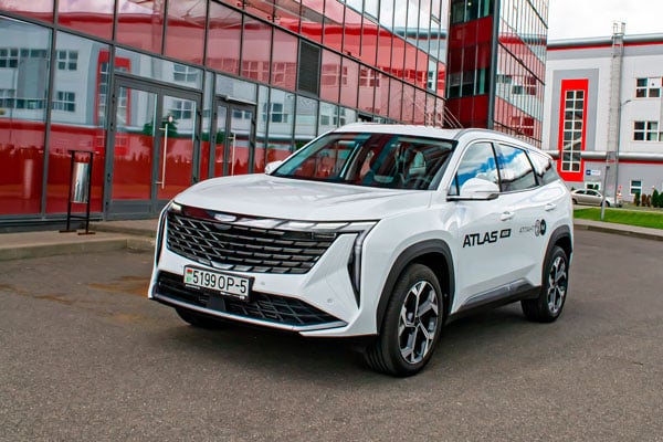 Новый Geely Atlas