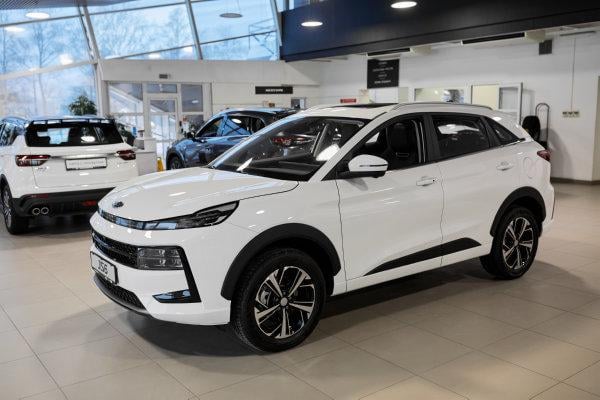 Обзор кроссовера JAC JS6