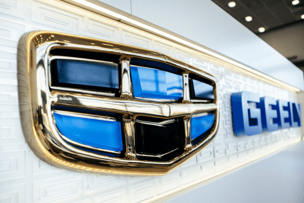 Geely к концу 2022 года выпустит электропикап Radar