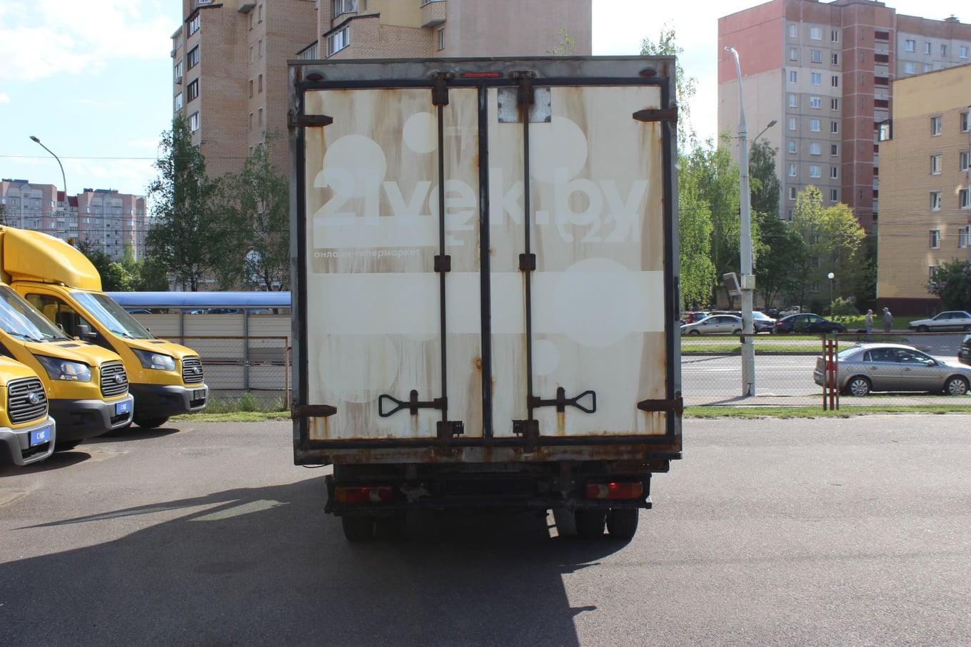 car image