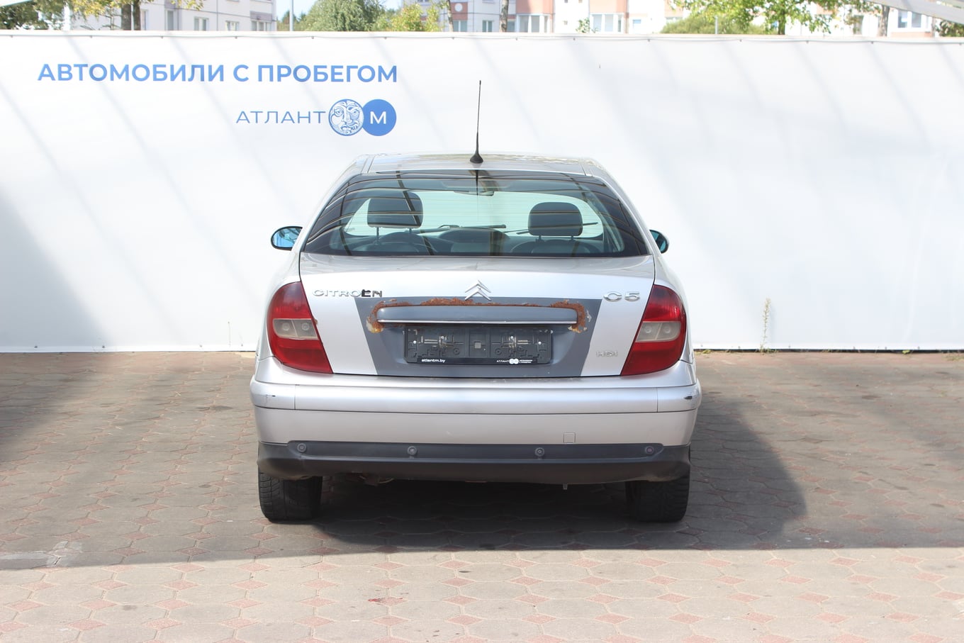 car image