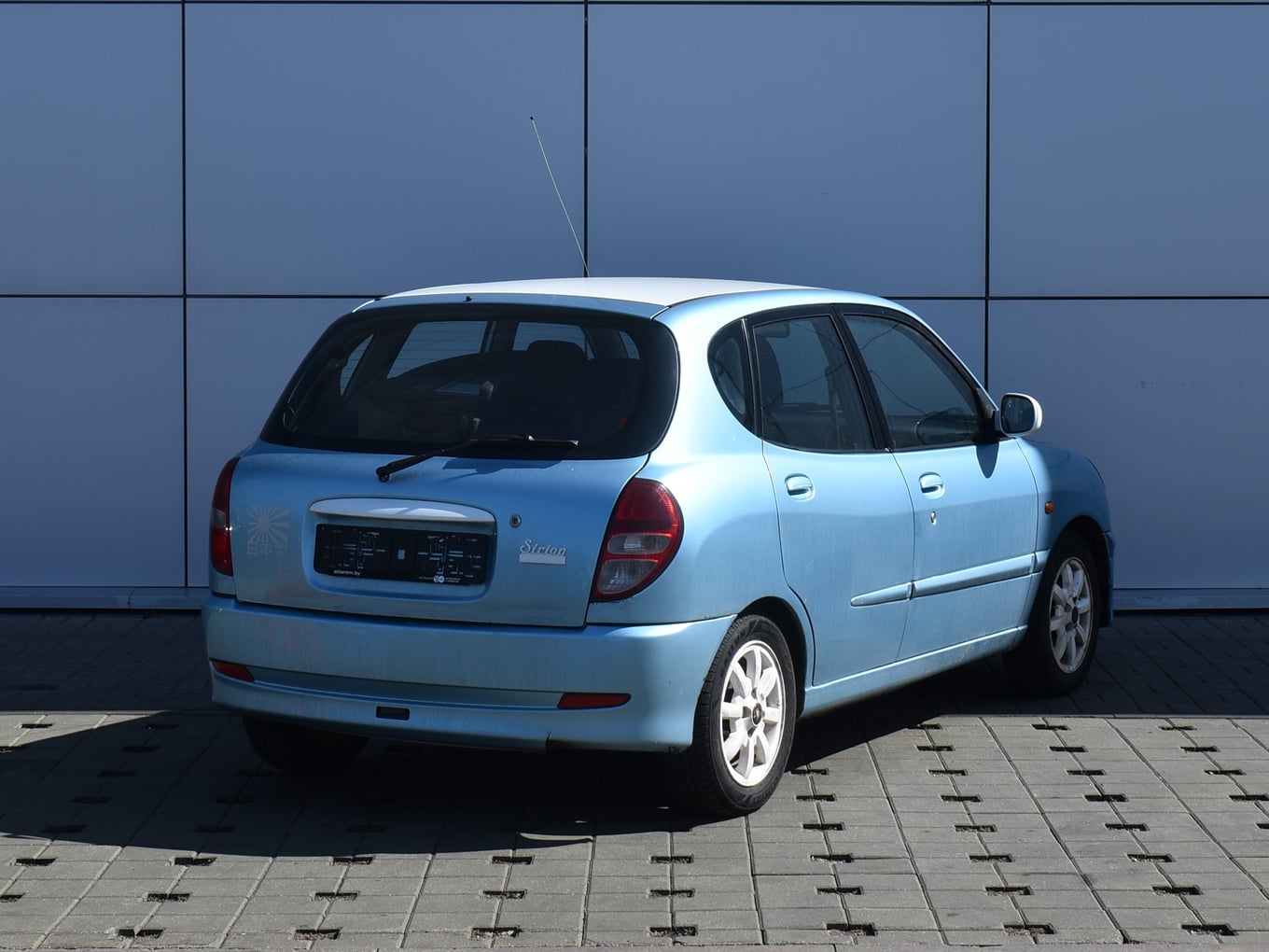 car image