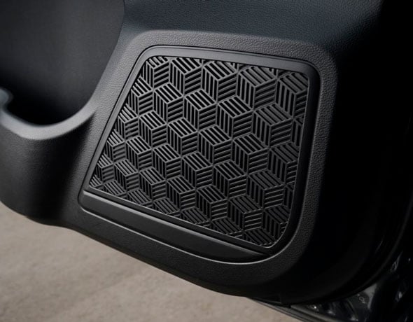 6 динамиков аудиосистемы