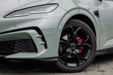 Стильный передний бампер