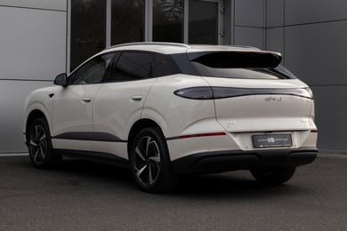 Плавные линии кузова