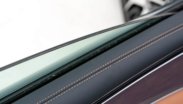 Многослойное звукоизоляционное стекло