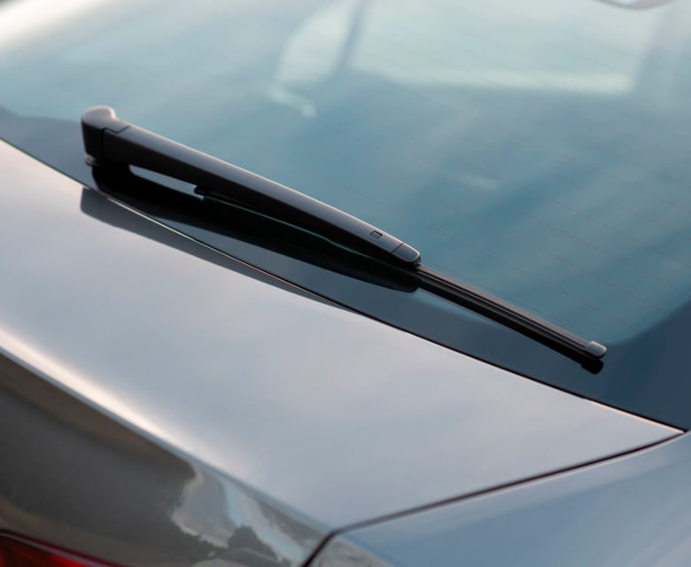 Задний стеклоочиститель