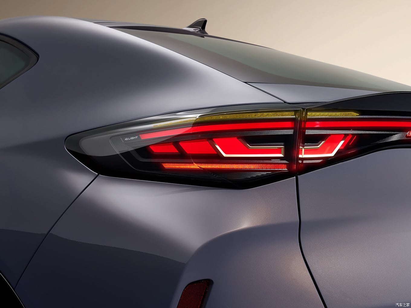 Стильные задние фонари